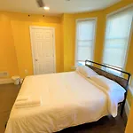 Retired Convenient Guest House In West Philadelphia